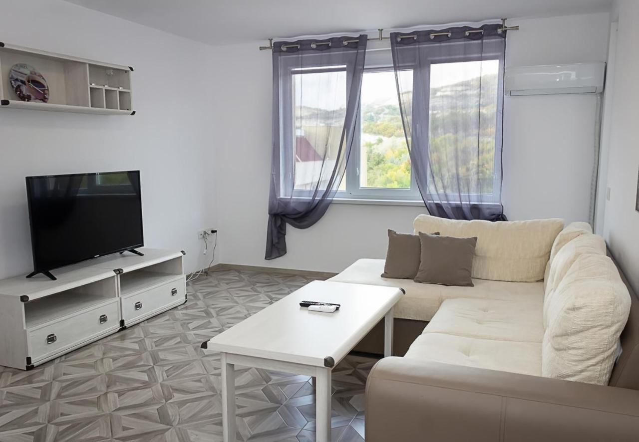 Apartment Lilia Каварна Экстерьер фото